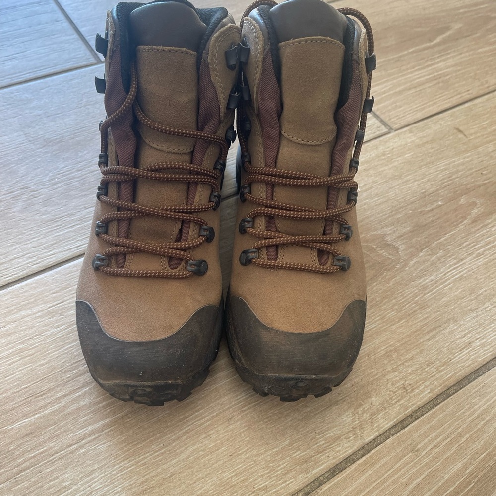 Merrel women's brown hiking Boots - Picture 5 of 8